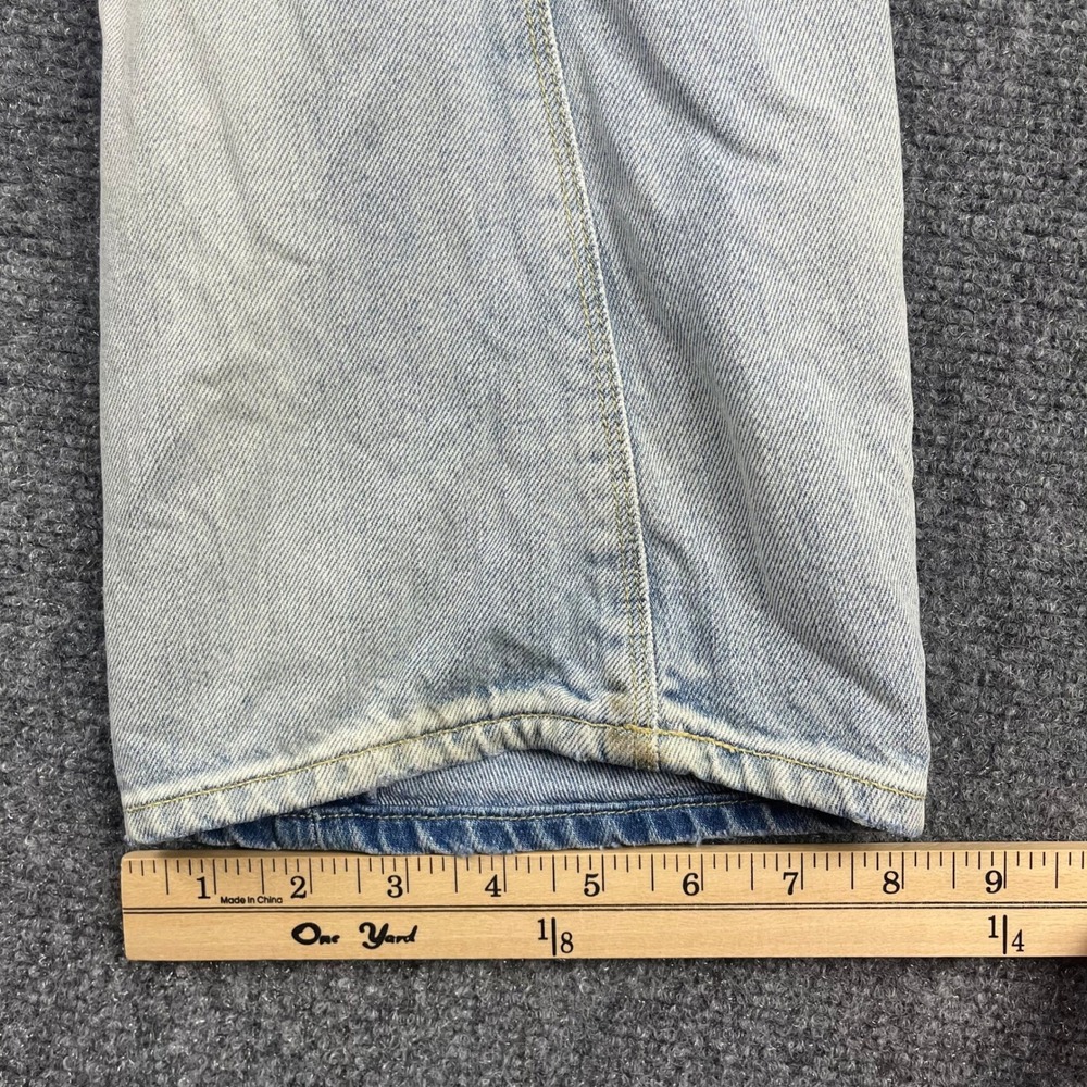 Y2K Levi Engineered Jeans Men 30 Light Wash Twisted Buckle Button Fly 32x32 - Picture 15 of 16